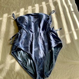 Aerie bathsuit